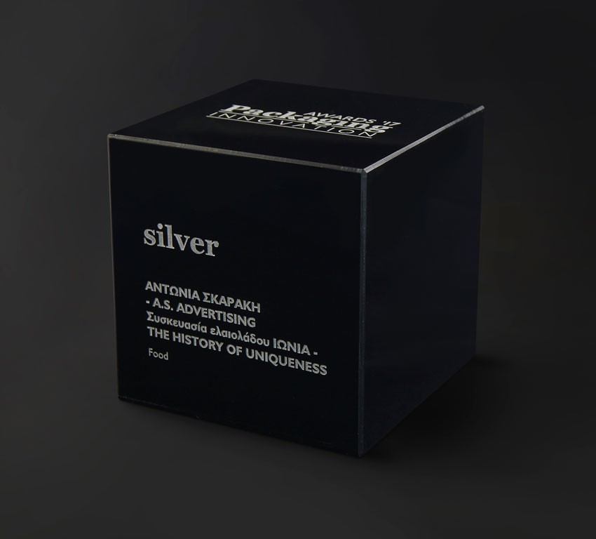  17-10-04-ionia-limited-edition-receives-silver-in-the-packaging-innovation-awards-b